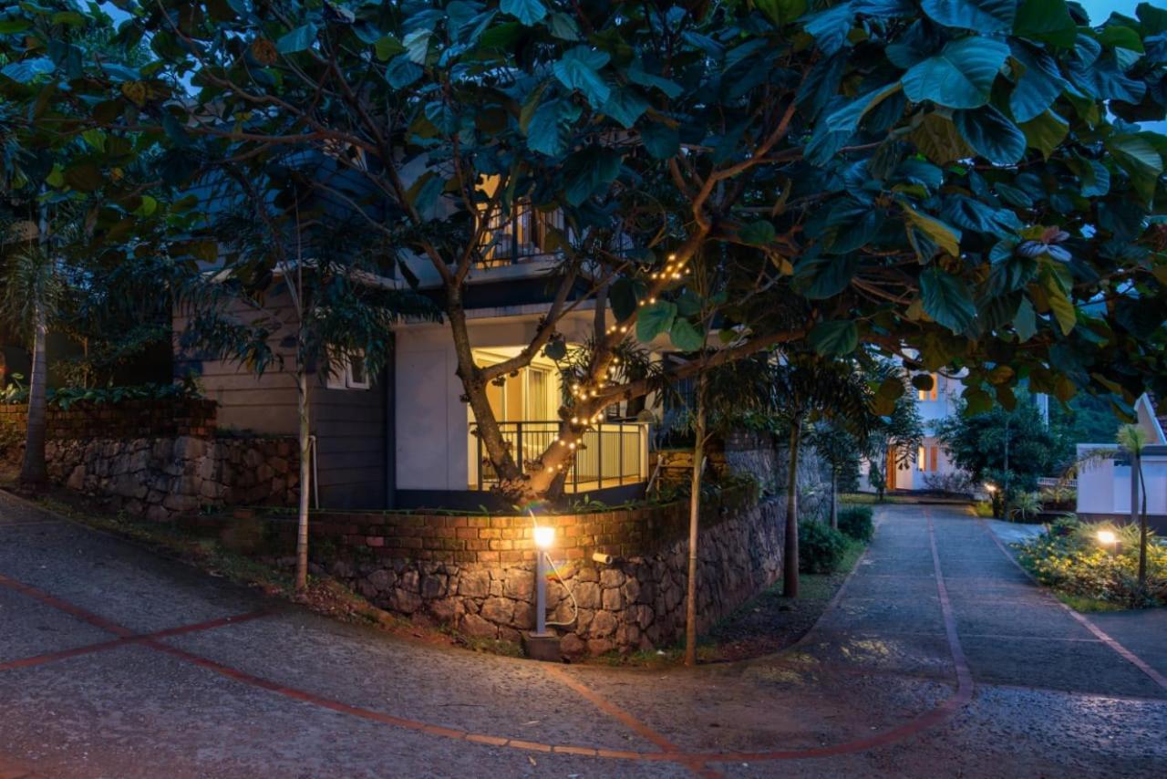 Dazzle Villa Resort 칼파타 외부 사진